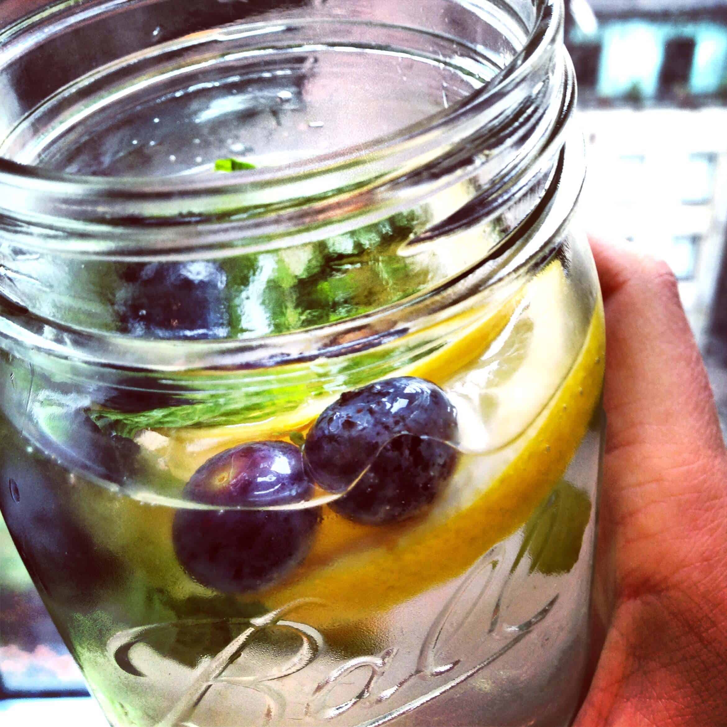 DIY调味水的形象