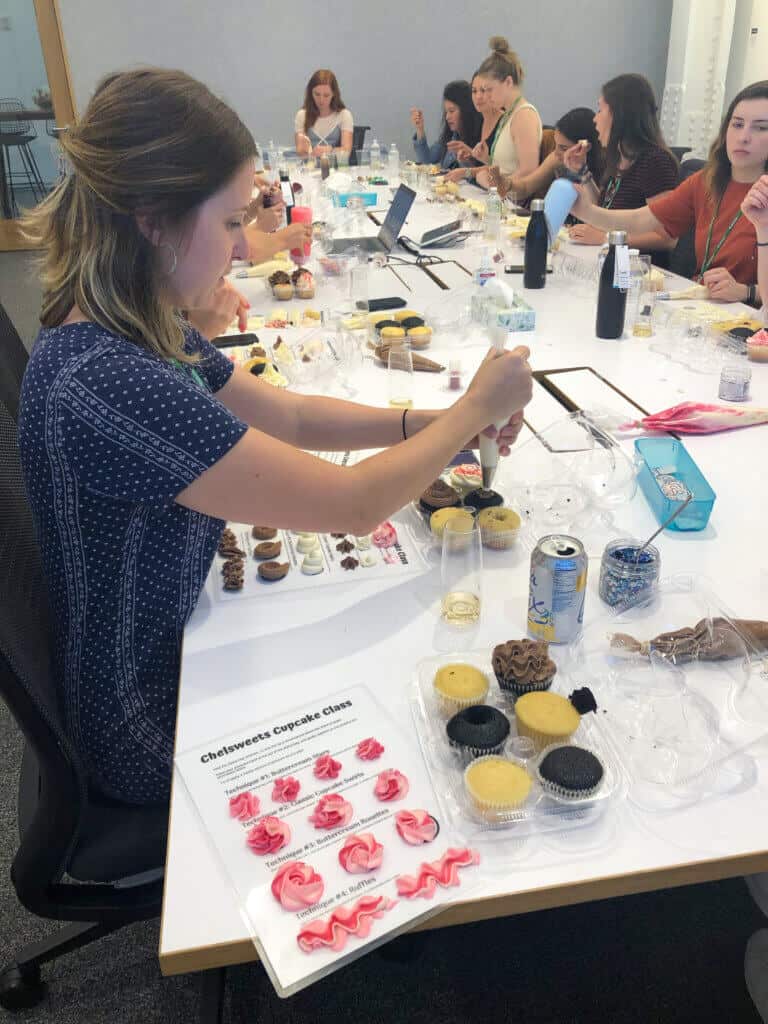 chelsweetlpl外围赌注s公司活动形象