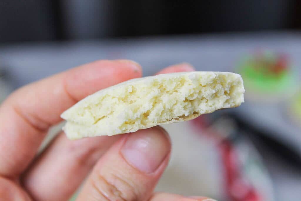 近镜头的糖饼干与奶油奶酪