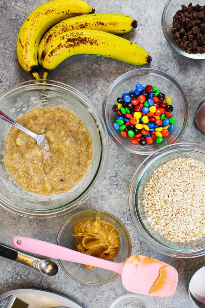 成分为在柜台奠定了无麸质饼干怪兽