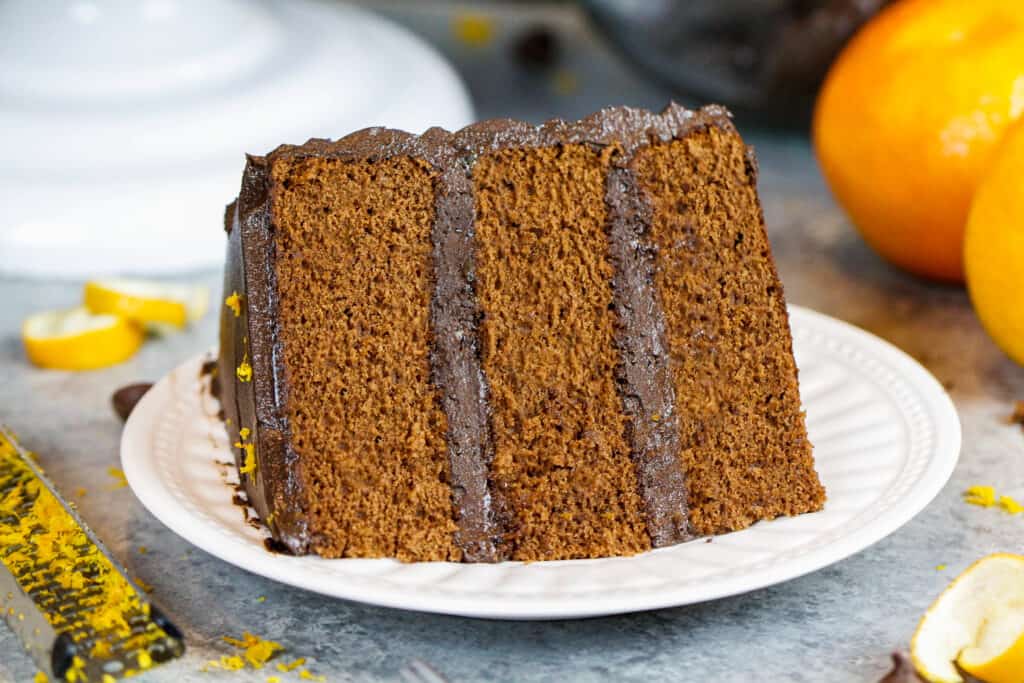 图像的镀一片橘子巧克力蛋糕