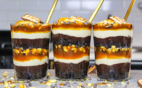 在个别玻璃制成的窃笑琐事的形象，以使他们很容易满足，吃