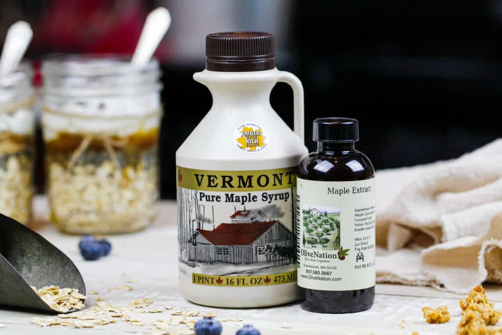 来自佛蒙特州和枫树提取物的枫糖浆的图像。