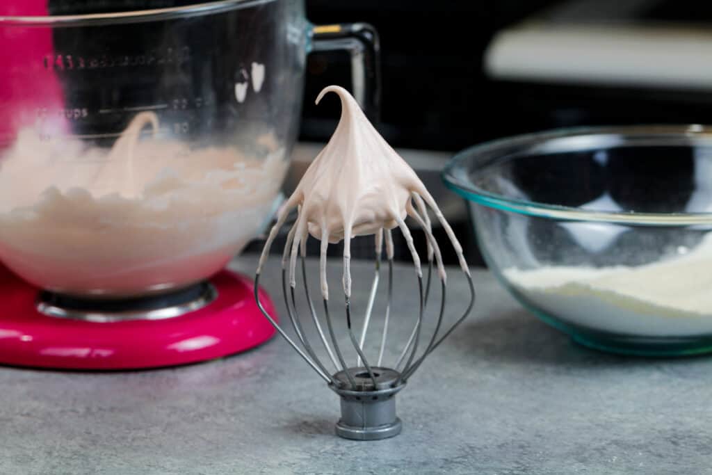 法国的形象酥皮使用凝胶食用色素色浅棕色
