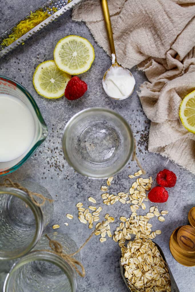 图像的成分了一批提前一夜之间覆盆子燕麦