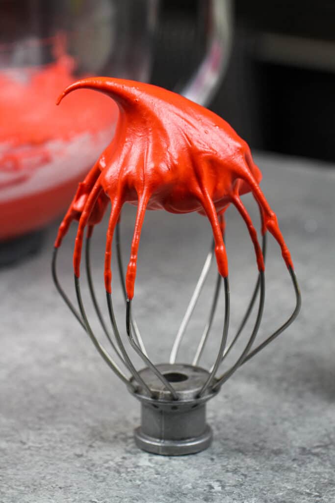 红法美眉图像混合使用硬峰制作法式红天鹅绒