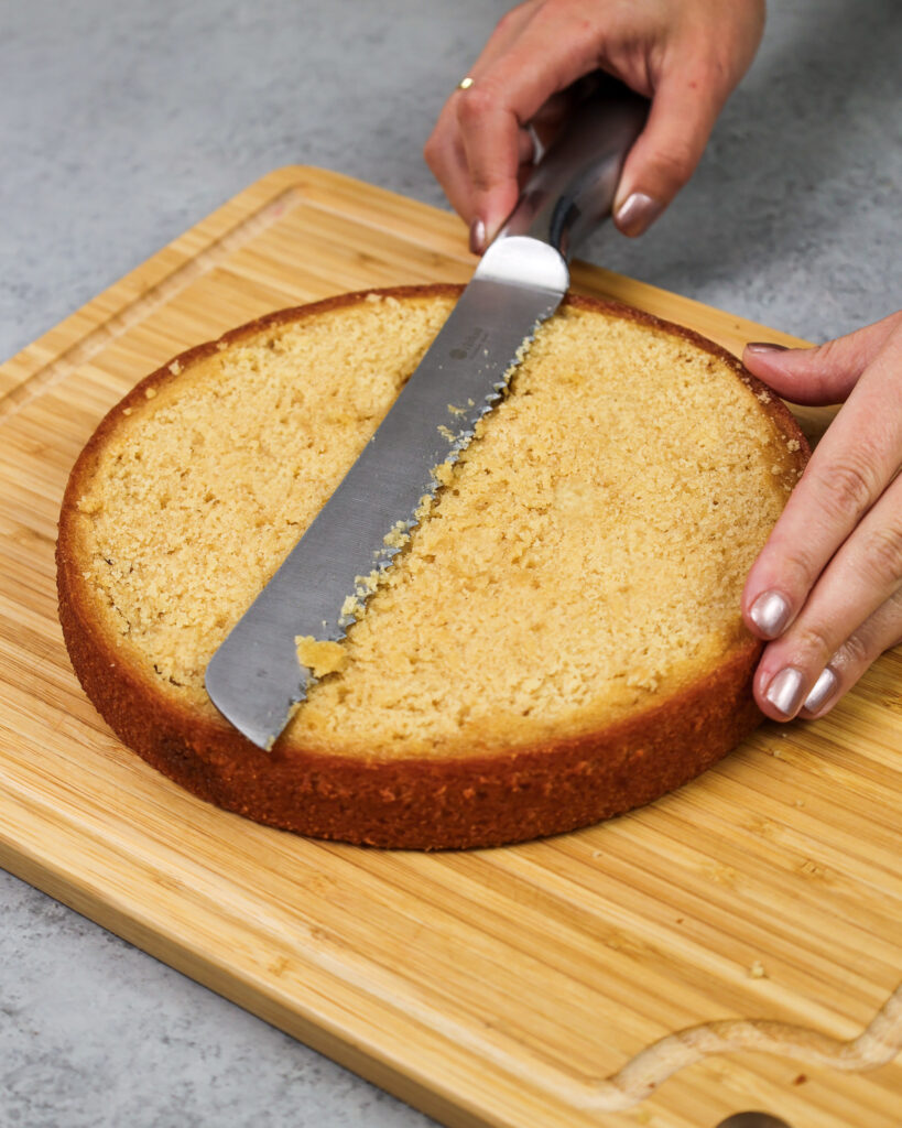 咖啡蛋糕层被夷为平地的形象做一个咖啡蛋糕层蛋糕