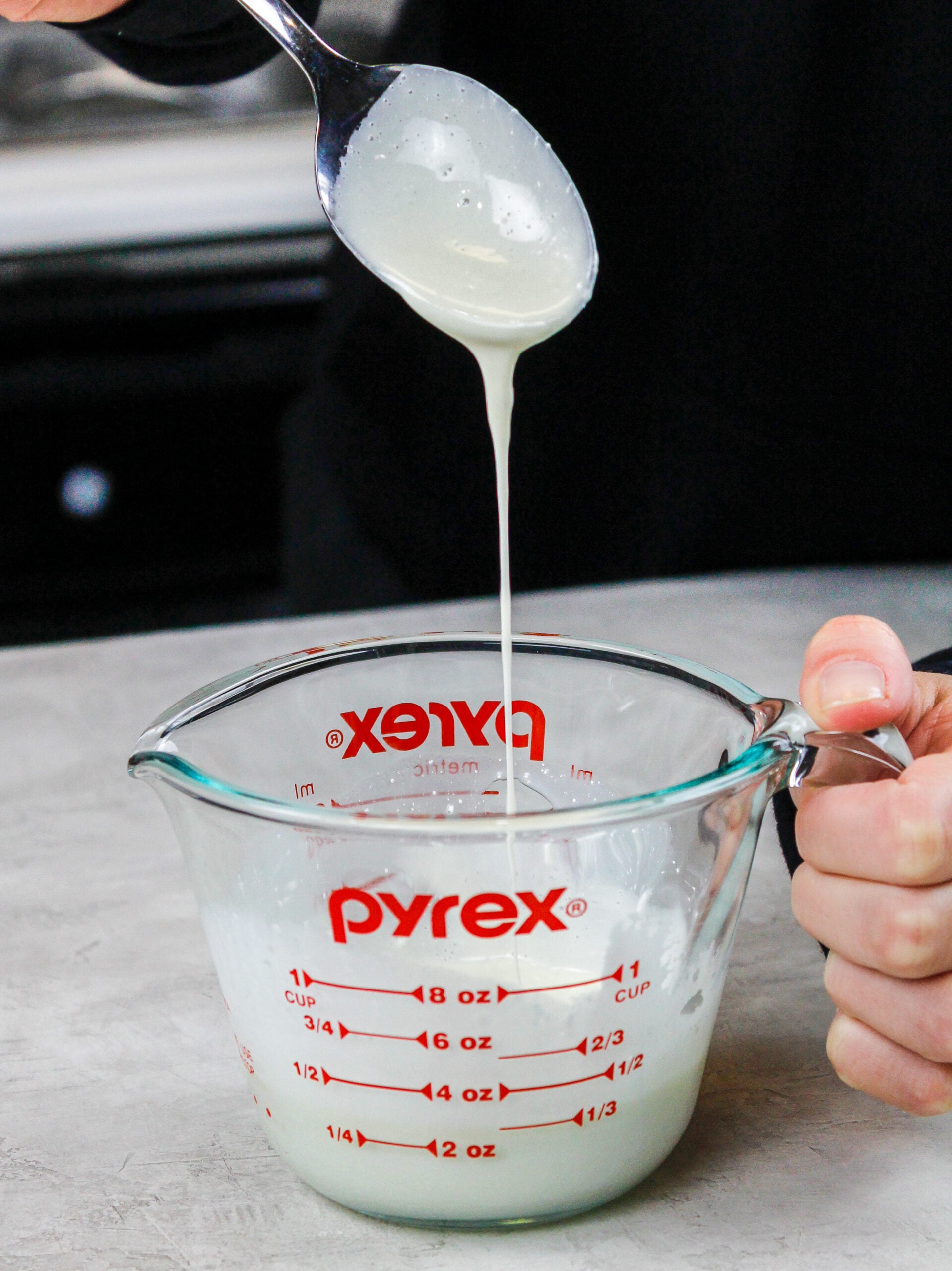 图像的亮白镜釉用二氧化钛