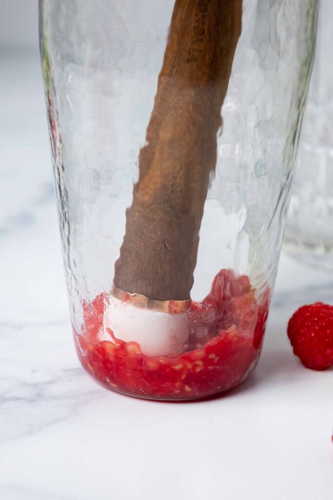 树莓的形象被混乱在喝瓶